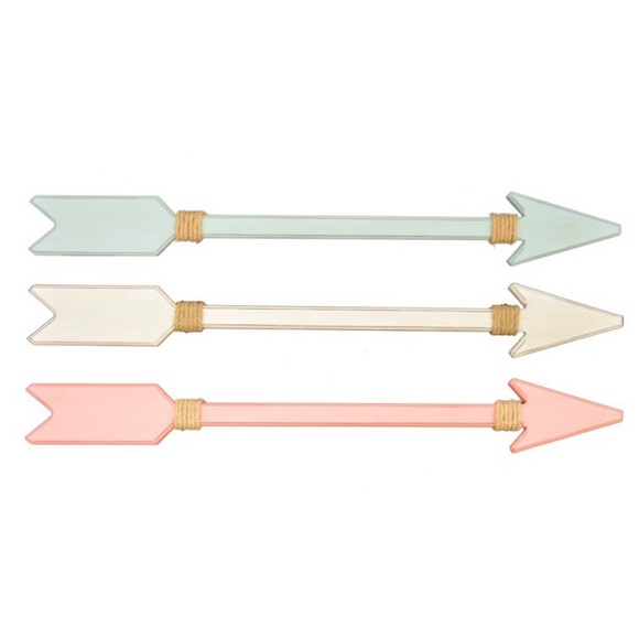 pillowfort arrow wall decor